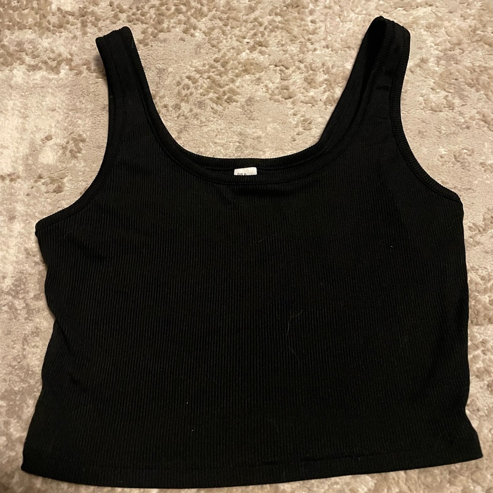 SHEIN Black Ribbed Crop Top